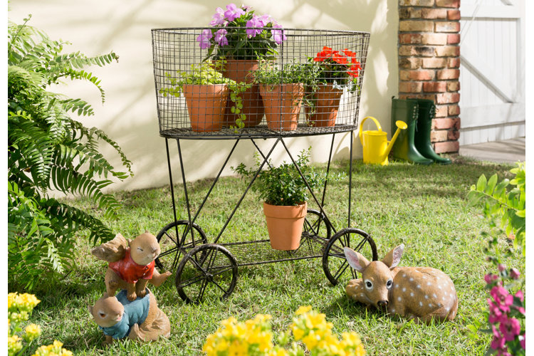 Affordable lawn and garden accessories